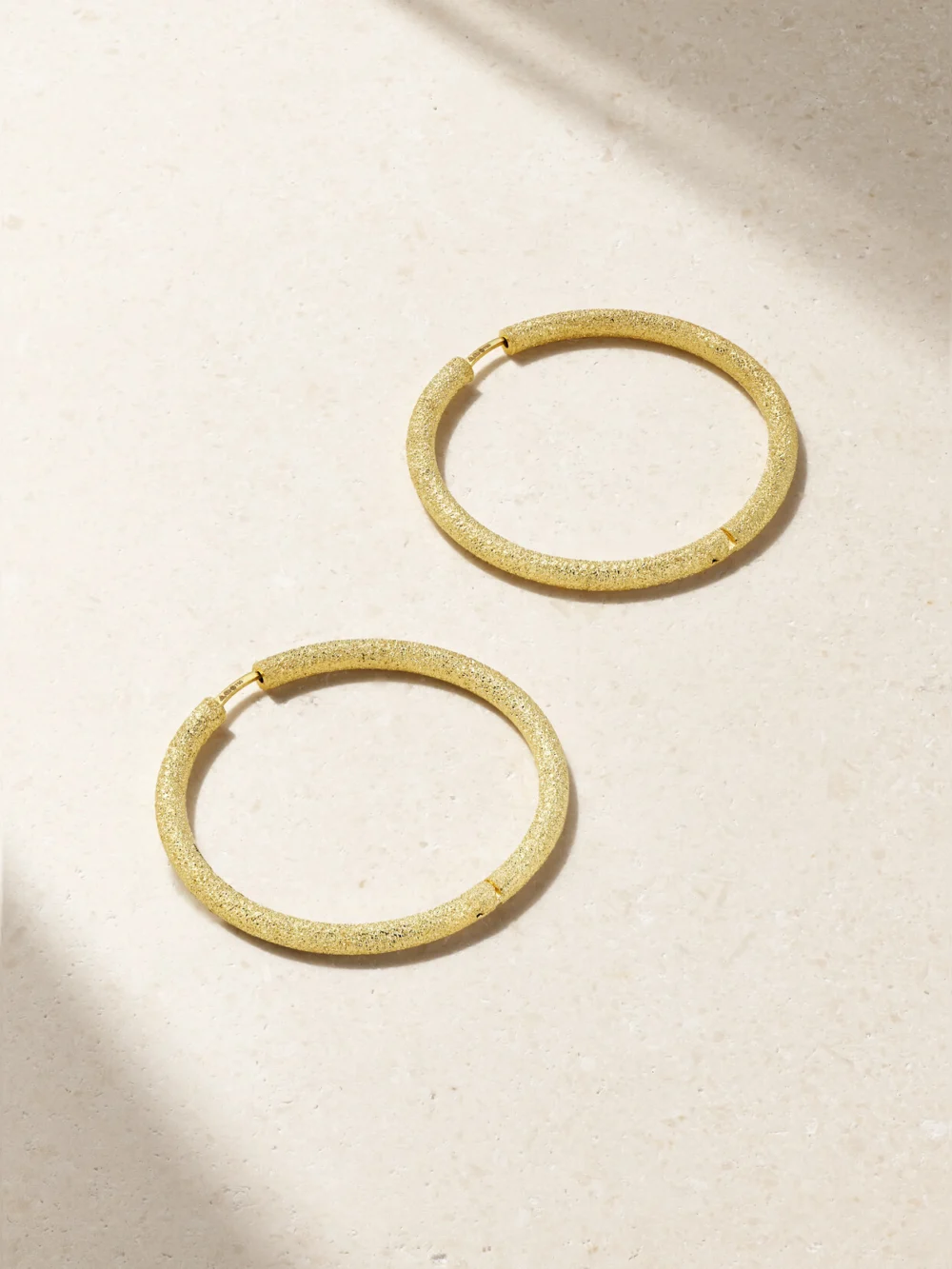 Carolina Bucci Florentine Finish Large 18-karat Gold Hoop Earrings