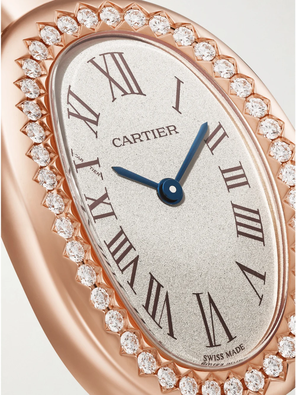 Close-up detail of the Cartier Baignoire Mini 18-karat Rose Gold Watch (size 16)