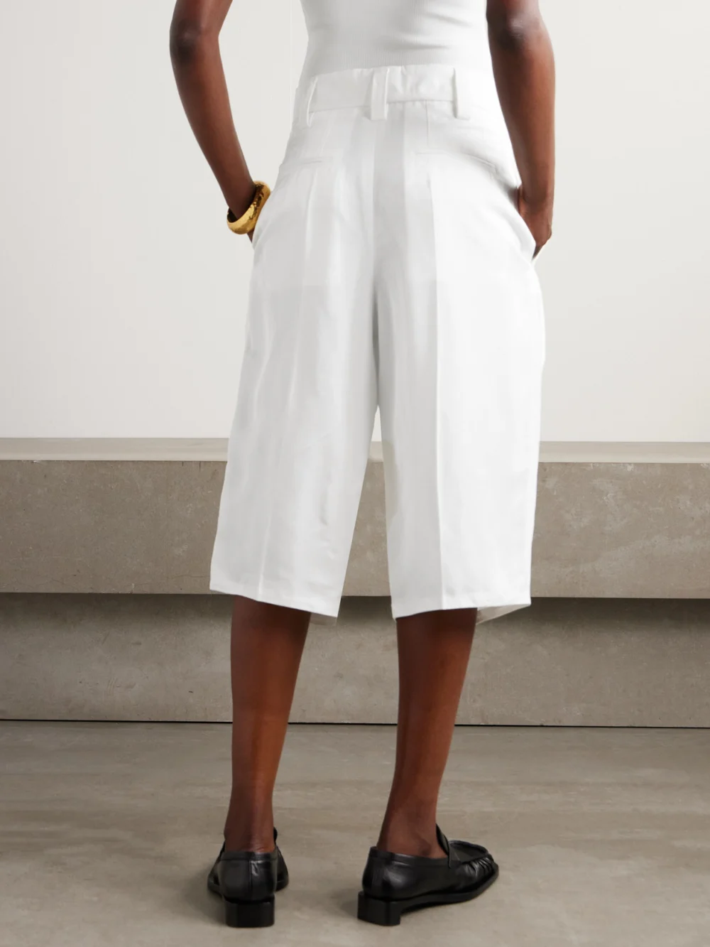 Back view of the Carven Pleated Gabardine Shorts
