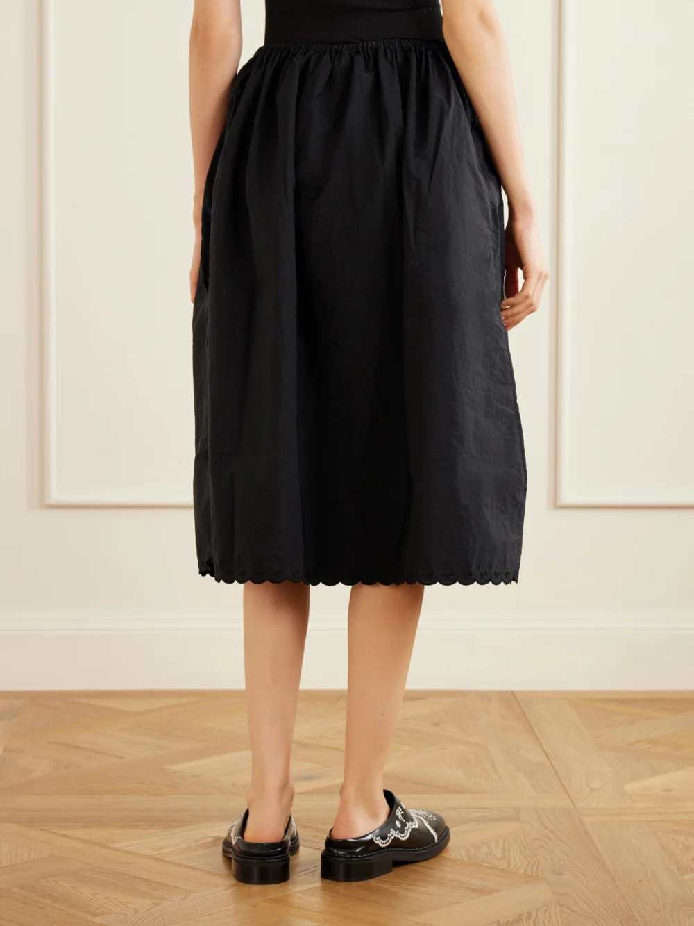 Back view of the Cecilie Bahnsen Cbfiella Embroidered Scalloped Taffeta Midi Skirt