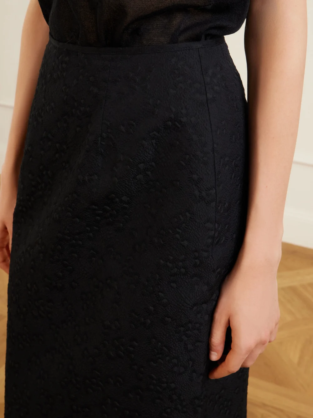 Close-up detail of the Cecilie Bahnsen Cbuka Cotton-blend Matelassé Midi Skirt