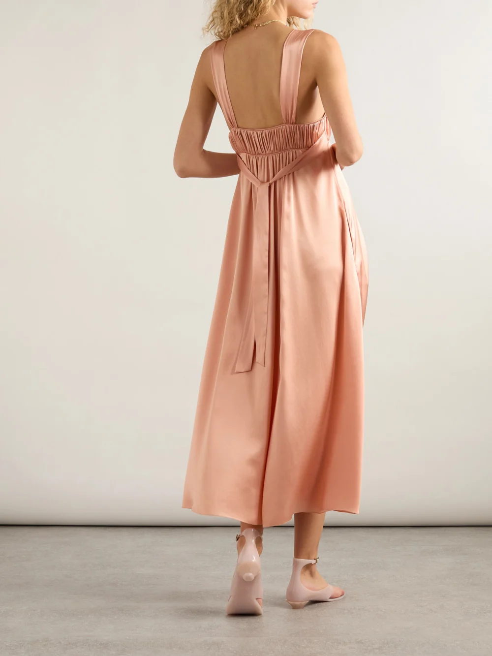 Back view of the Chloé Gathered Silk-satin Midi Dress