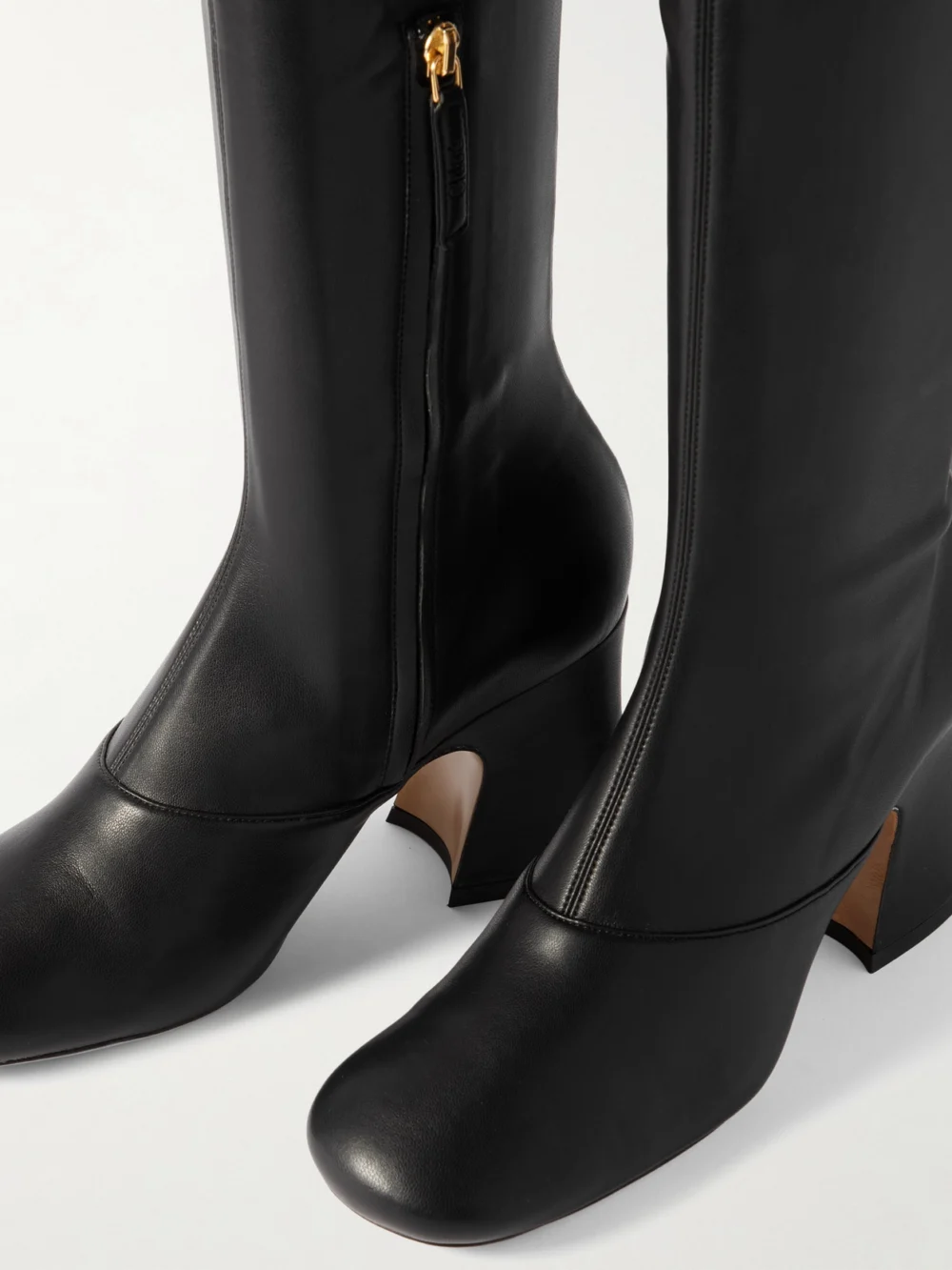 Close-up detail of the Chloé Janis Leather Knee Boots