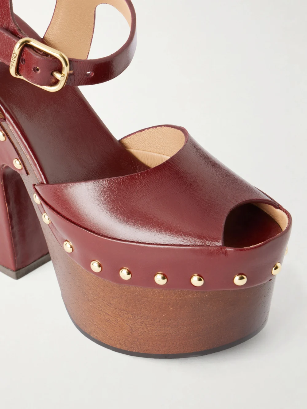 Close-up detail of the Chloé Meret Leather Platform Sandals