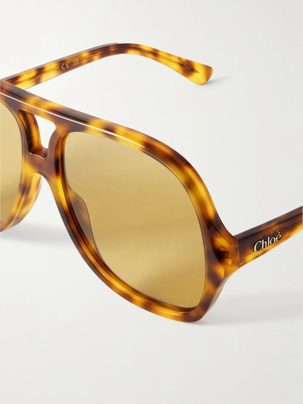 Close-up detail of the Chloé Salomé Aviator-style Tortoiseshell Acetate Sunglasses