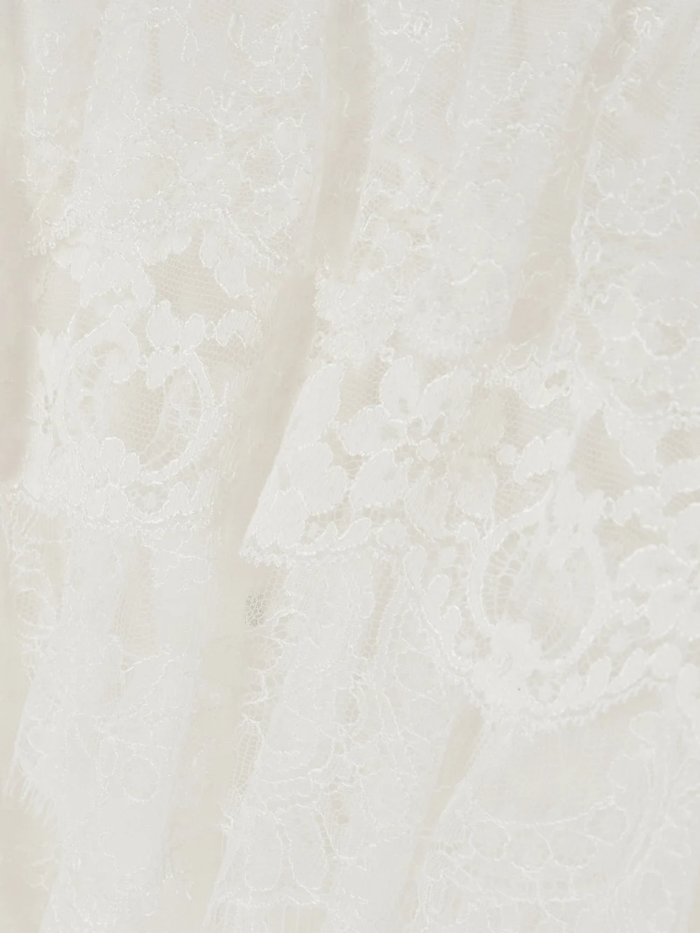 Close-up detail of the Chloé Tiered Lace-trimmed Silk-chiffon Blouse