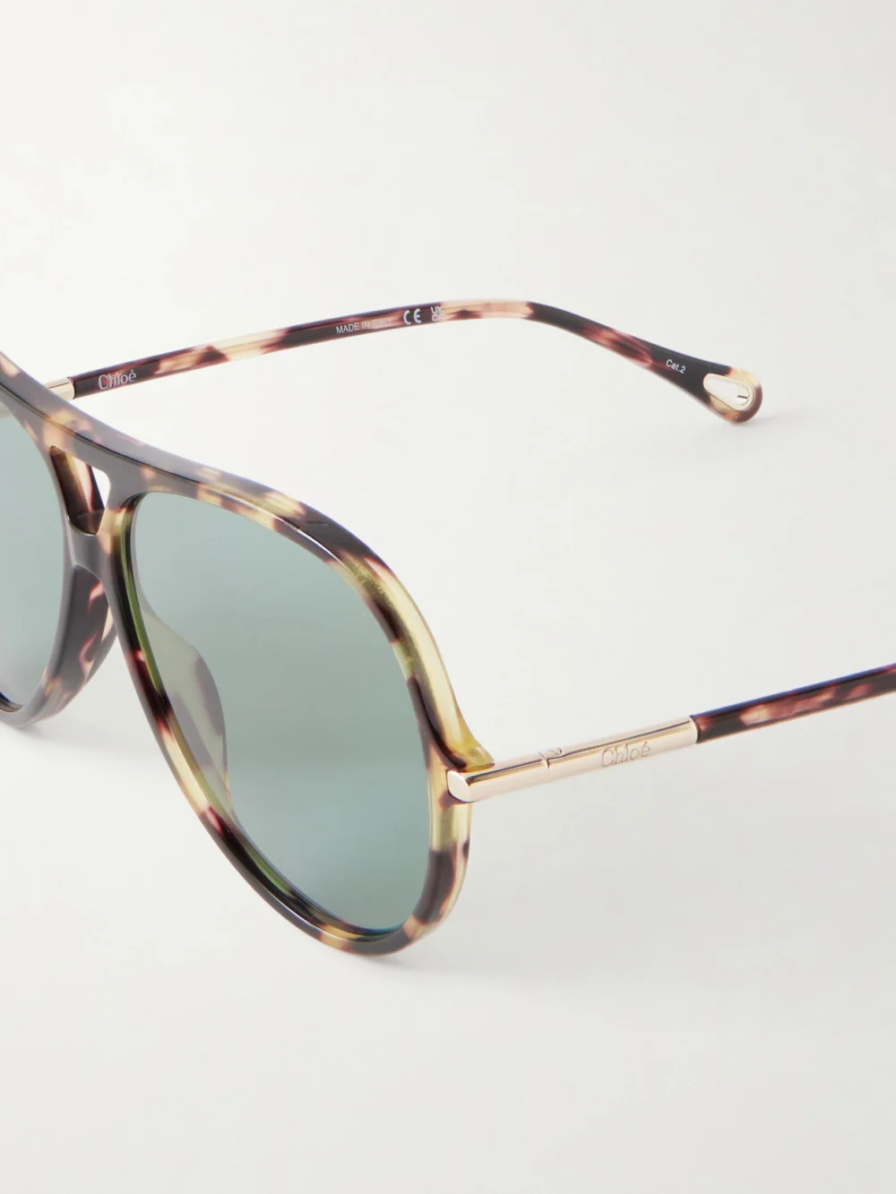 Close-up detail of the Chloé Tubolar Aviator-style Recycled Tortoiseshell Acetate Sunglasses