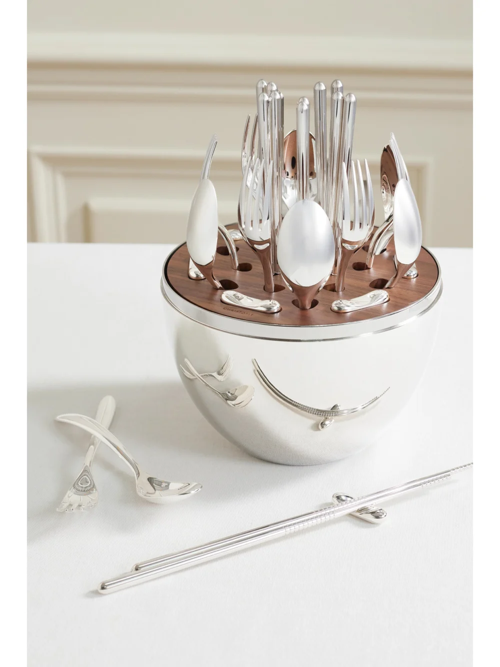 Close-up detail of the Christofle Mood Asia 24-piece Silver-plated Cutlery Set