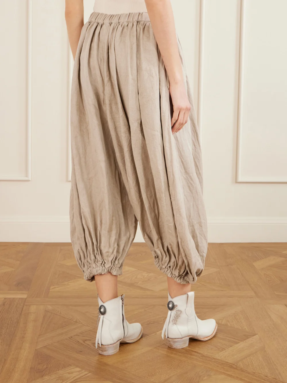 Back view of the Comme des Garçons Linen Wide-leg Pants