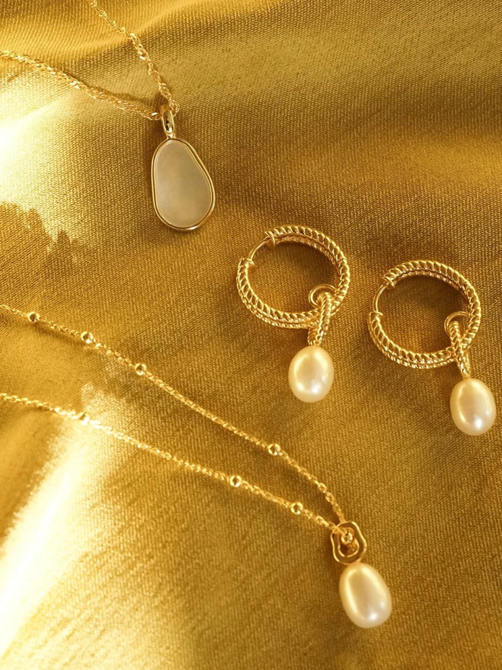Daisy London Baroque Pearl Pendant Necklace 18ct Gold Plate, view 5