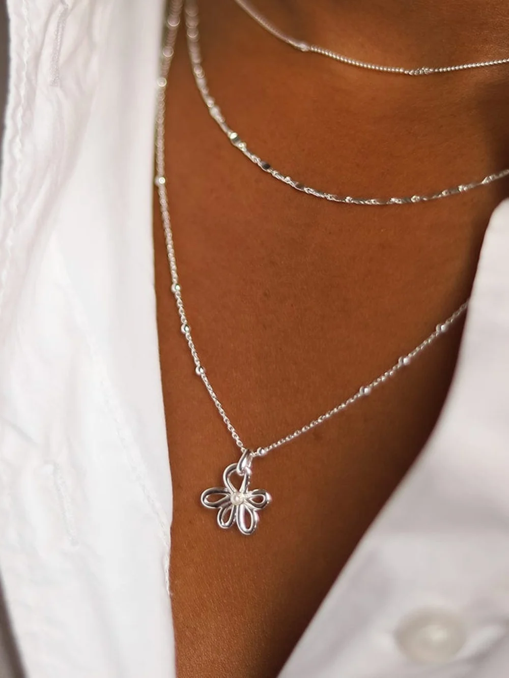 Daisy London Daisy Bow Pendant Necklace Sterling Silver, view 4