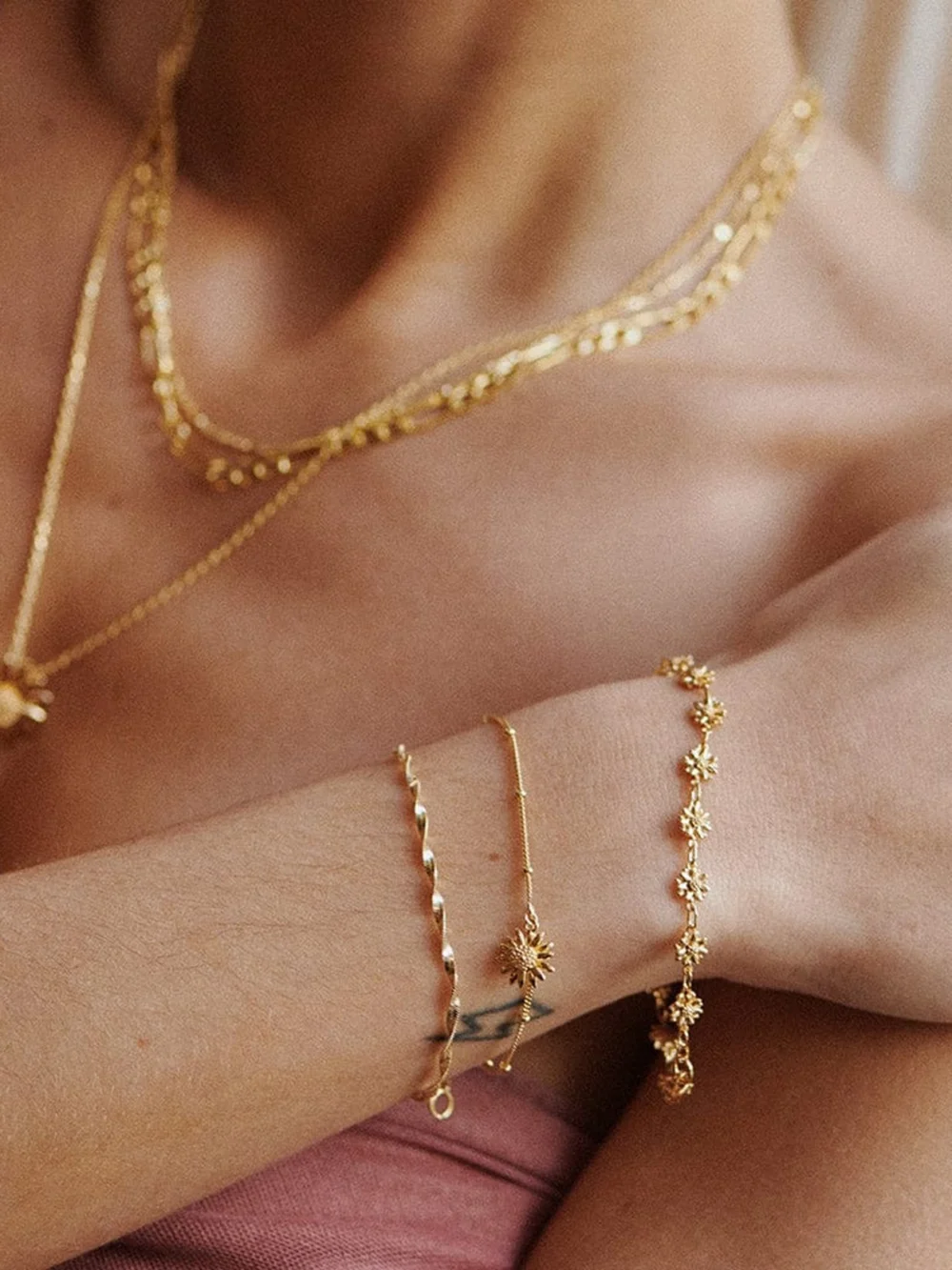 Daisy London Daisy Chain Bracelet 18ct Gold Plate, view 4