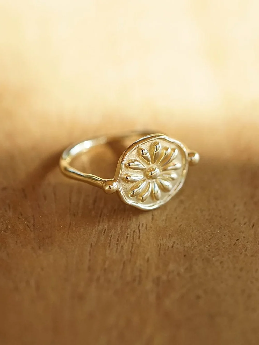 Daisy London Daisy Flower Ring 18ct Gold Plate, view 5