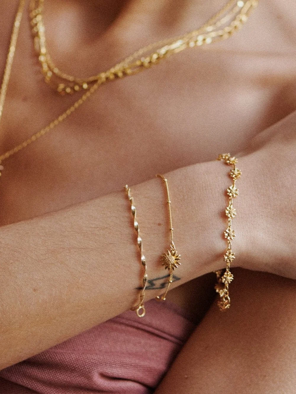 Daisy London English Daisy Drop Bobble Bracelet 18ct Gold Plate, view 3