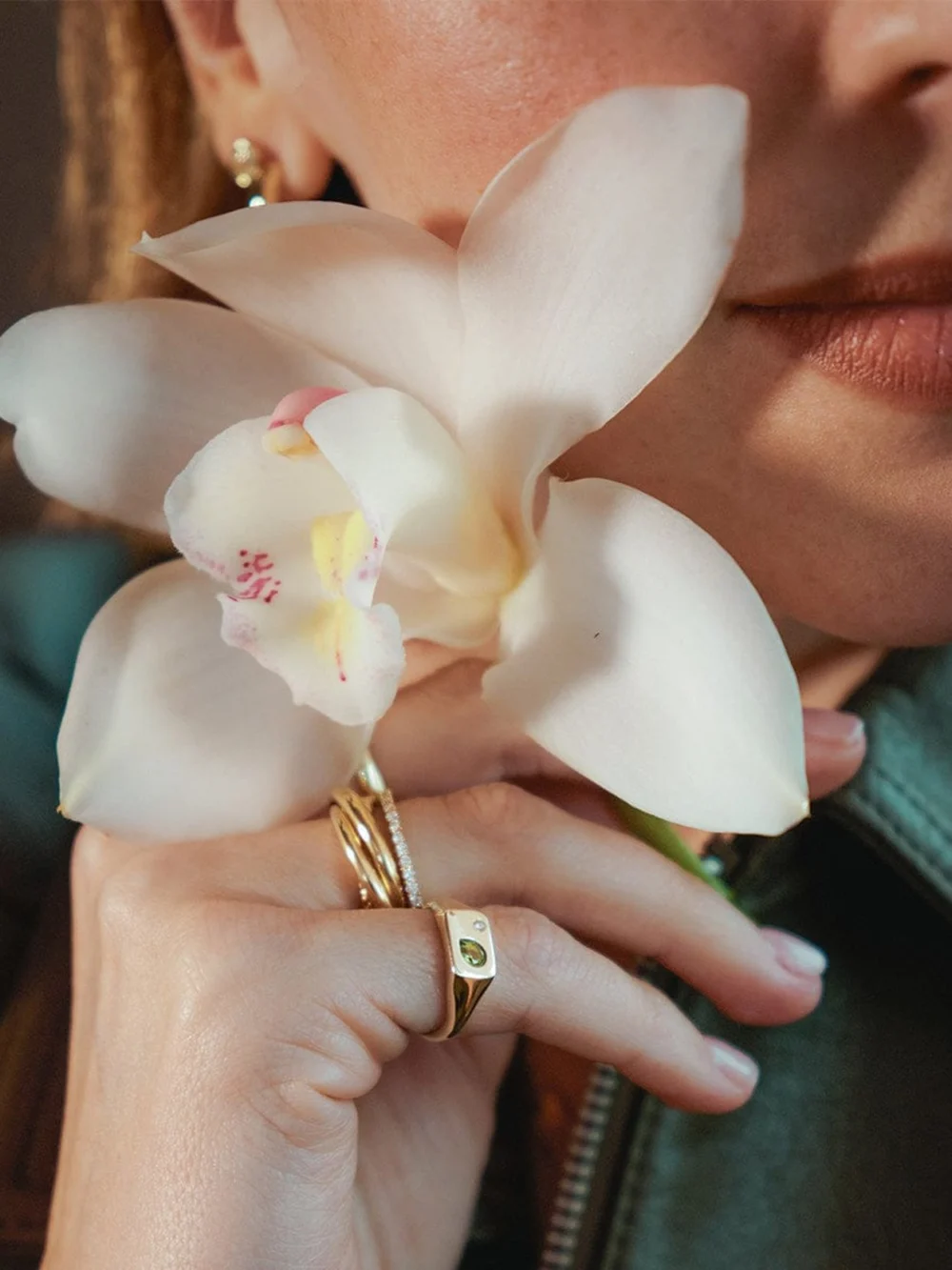 Daisy London Estée Lalonde Birthstone Signet Ring 9ct Solid Gold, view 5