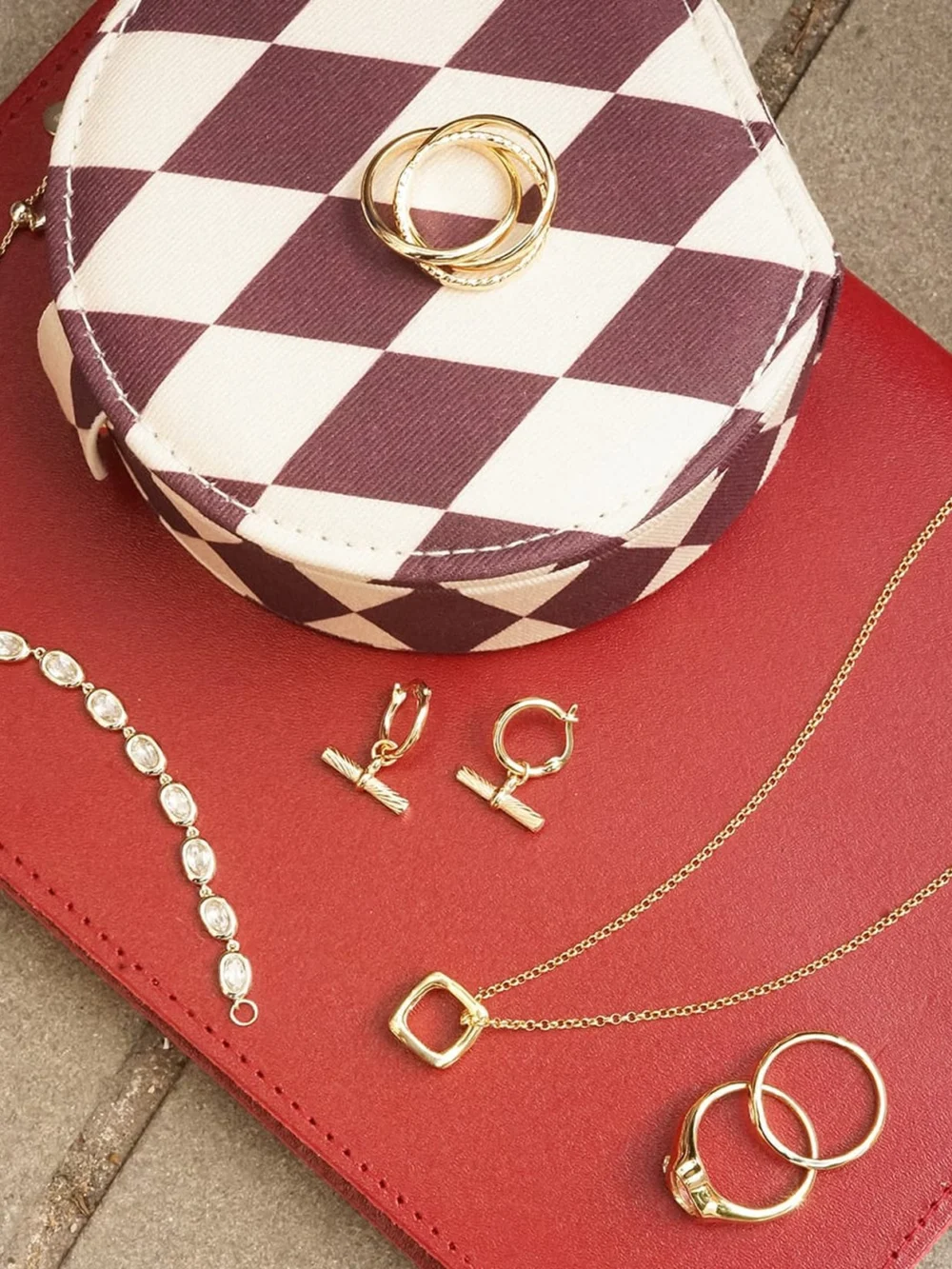 Daisy London Estée Lalonde Sisterhood Necklace 18ct Gold Plate, view 3