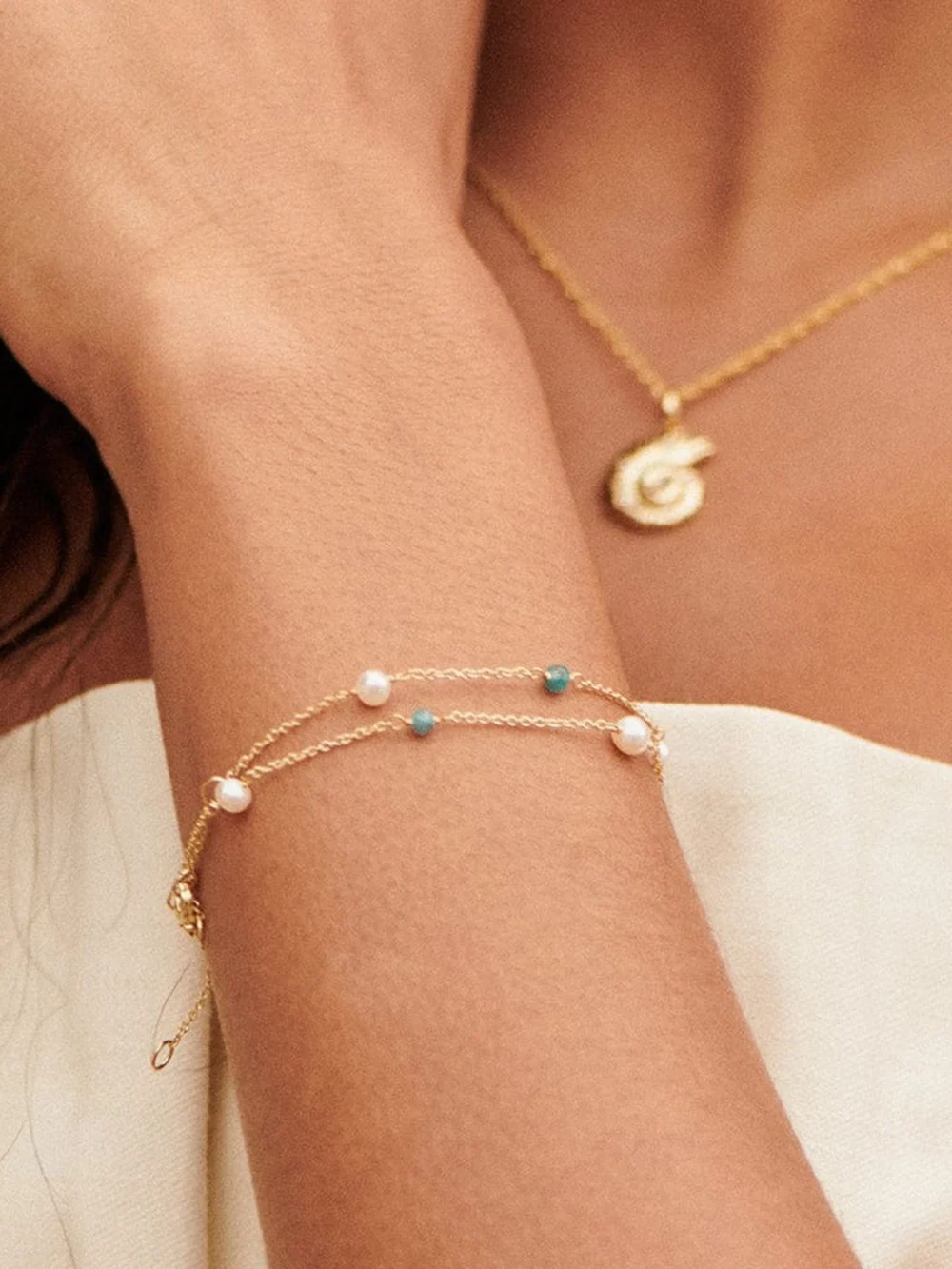 Daisy London Pearl and Blue Bead Bracelet 18ct Gold Plate, view 2