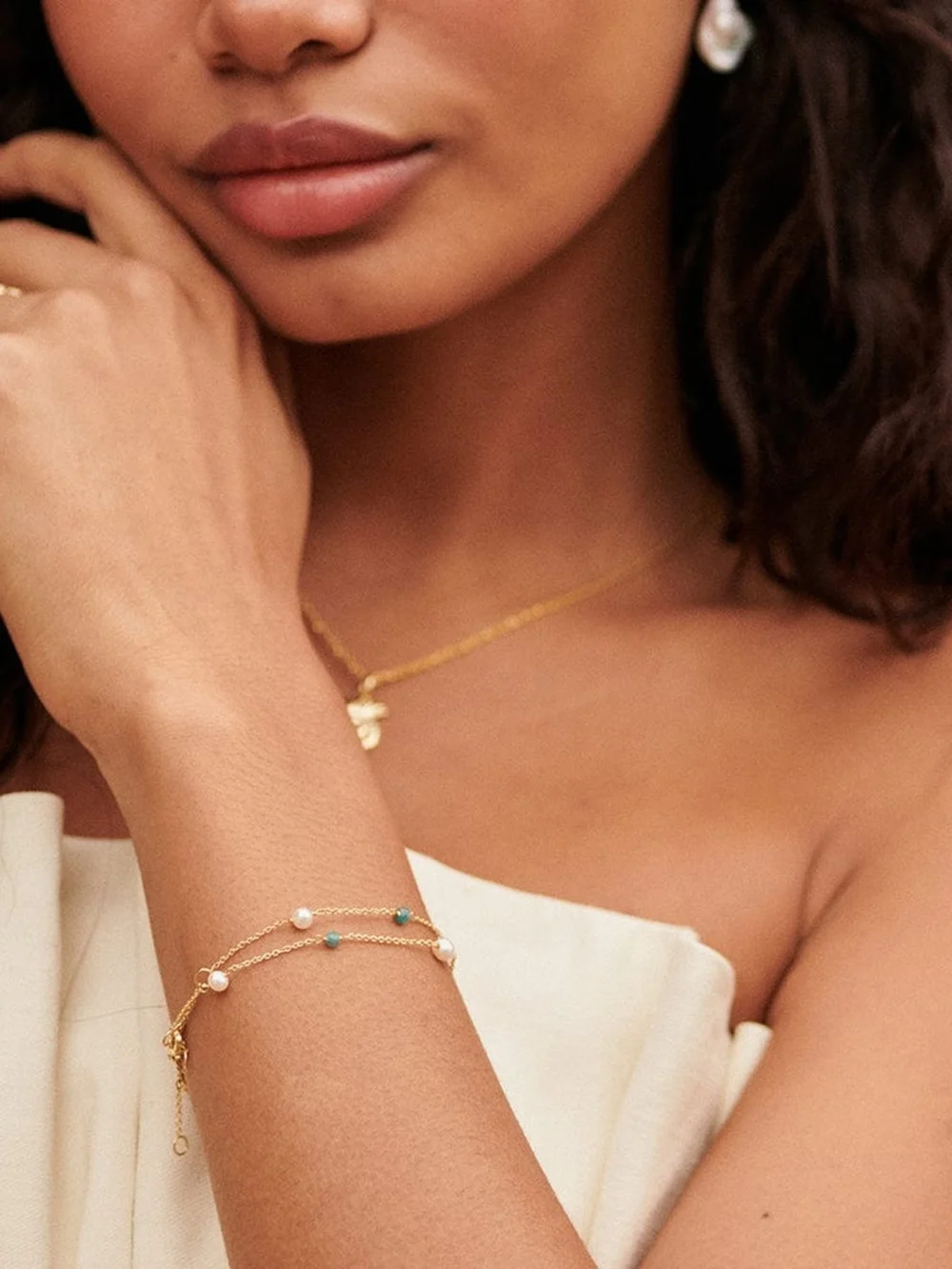 Daisy London Pearl and Blue Bead Bracelet 18ct Gold Plate, view 4