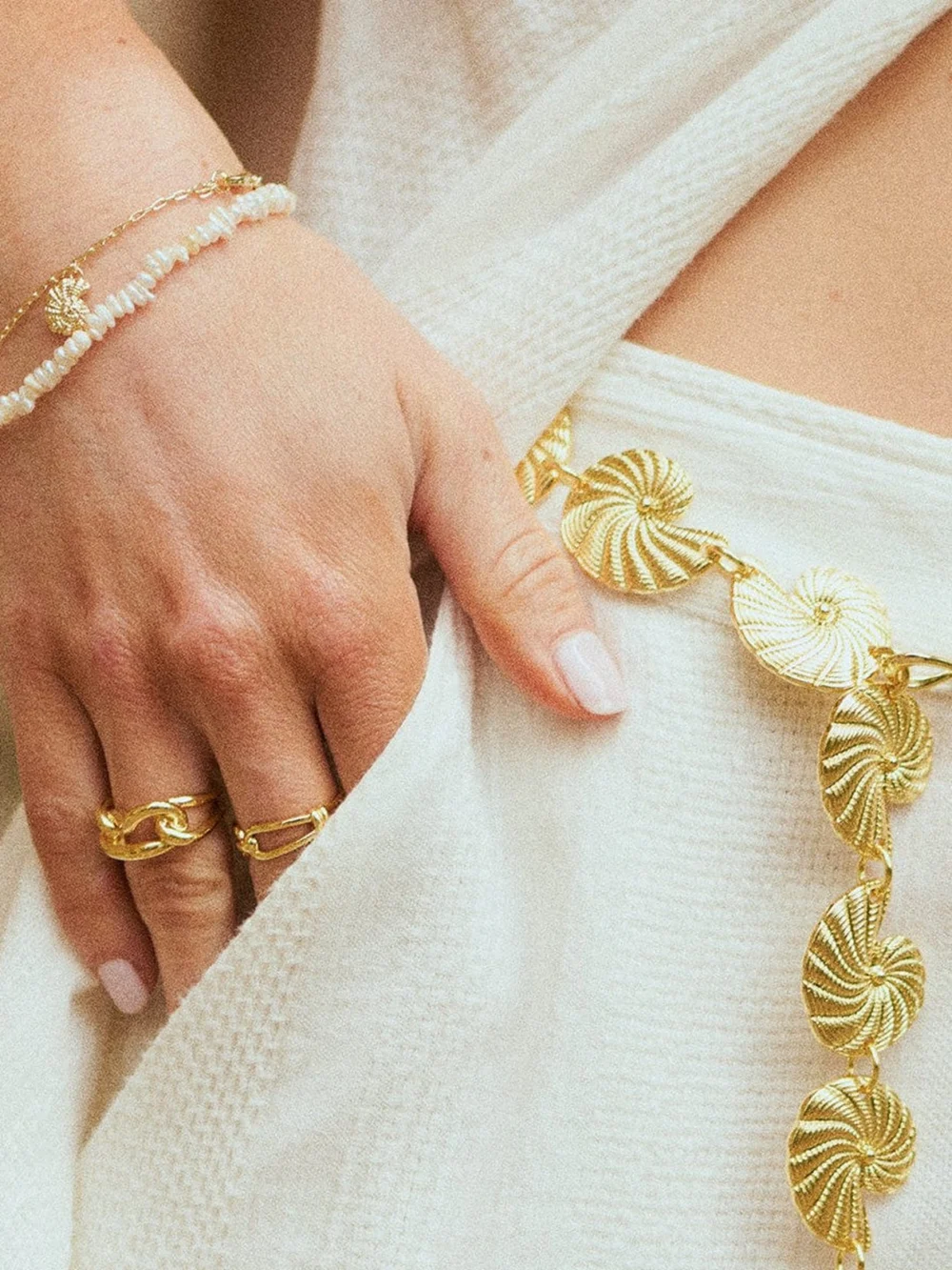 Daisy London Polly Beach Pearl T Bar Bracelet 18ct Gold Plate, view 4