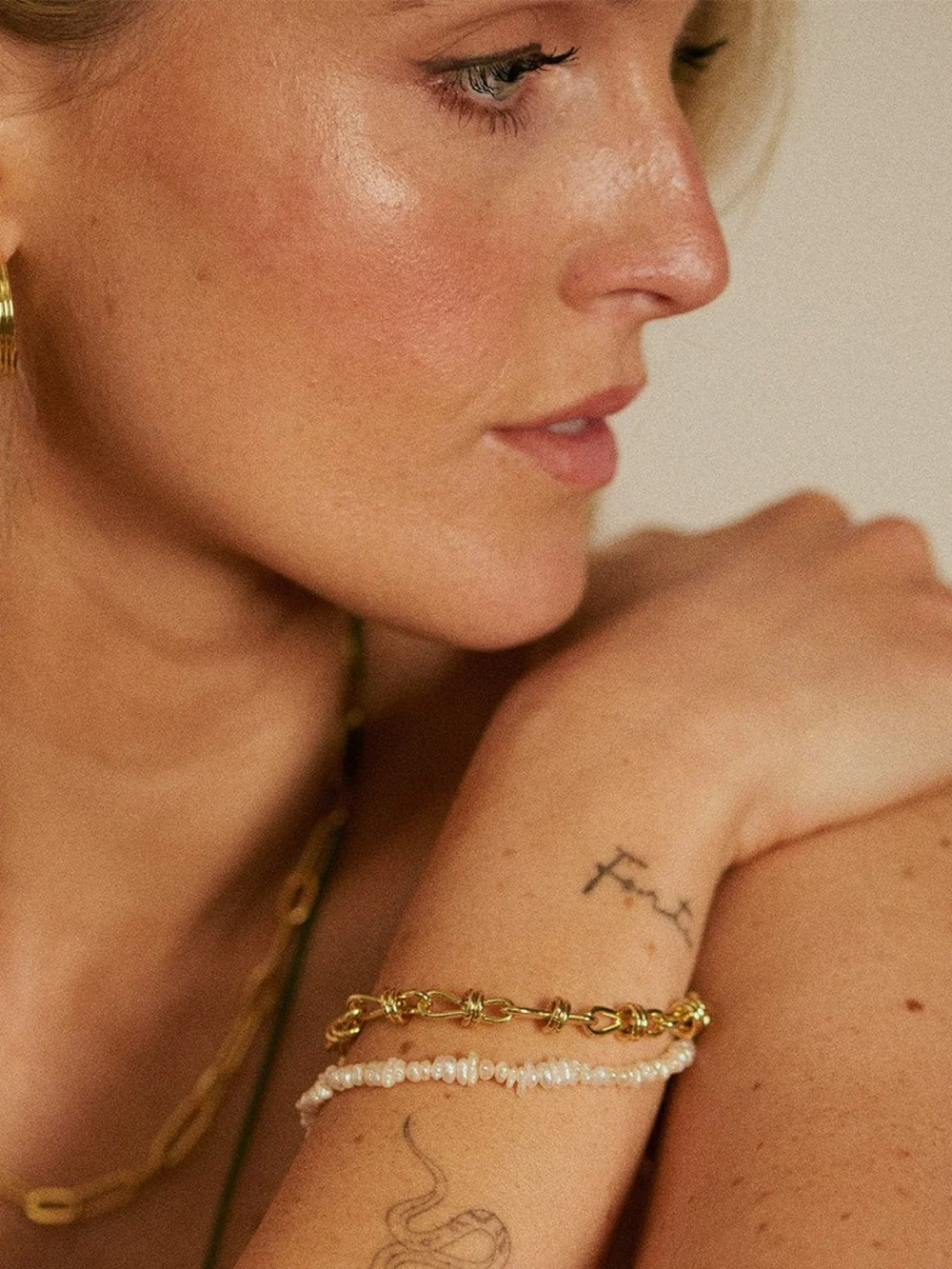 Daisy London Polly Beach Pearl T Bar Bracelet 18ct Gold Plate, view 6