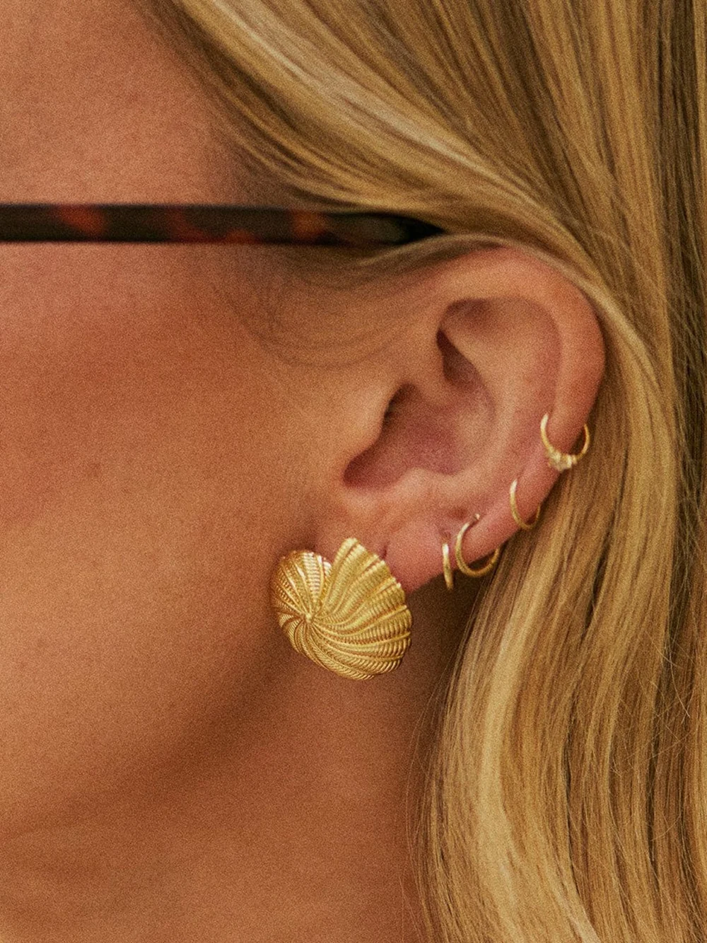 Daisy London Polly Oversized Shell Stud Earrings 18ct Gold Plate, view 2