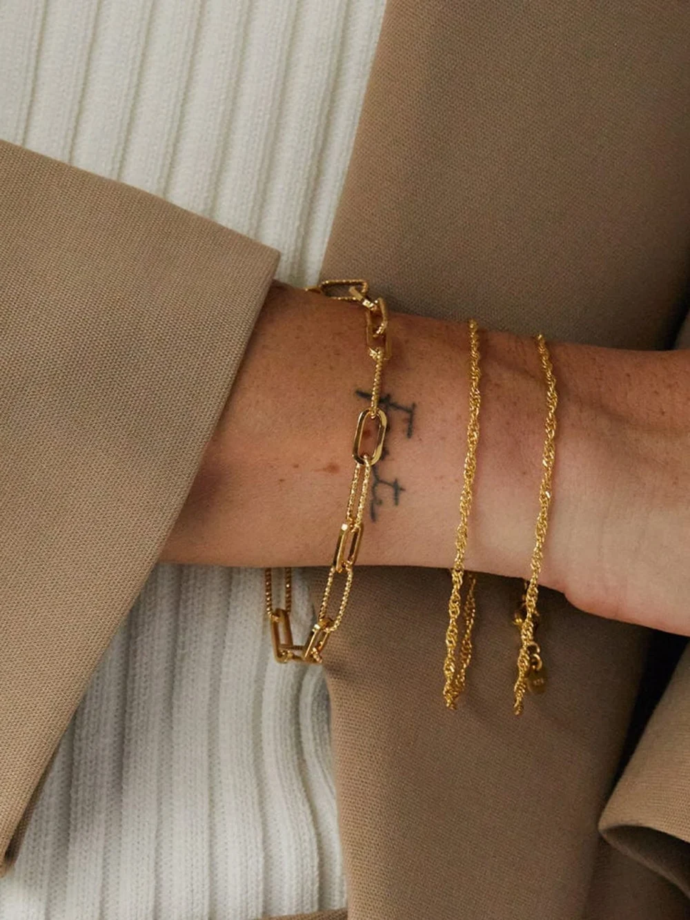 Daisy London Polly Paper Clip Layering Set 18ct Gold Plate, view 6
