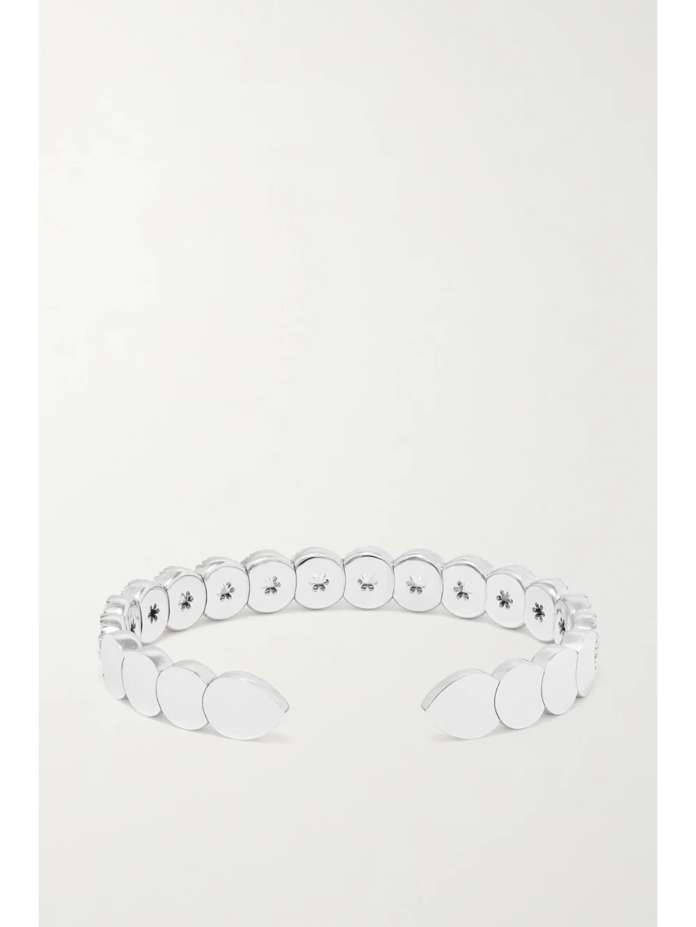 Back view of the David Morris 18-karat White Gold Diamond Cuff