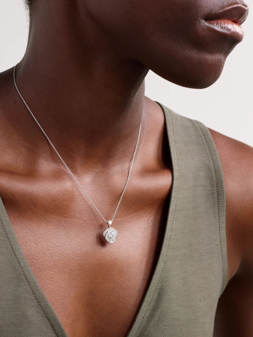 David Morris Frozen Kiss 18-karat White Gold Diamond Necklace, styled view