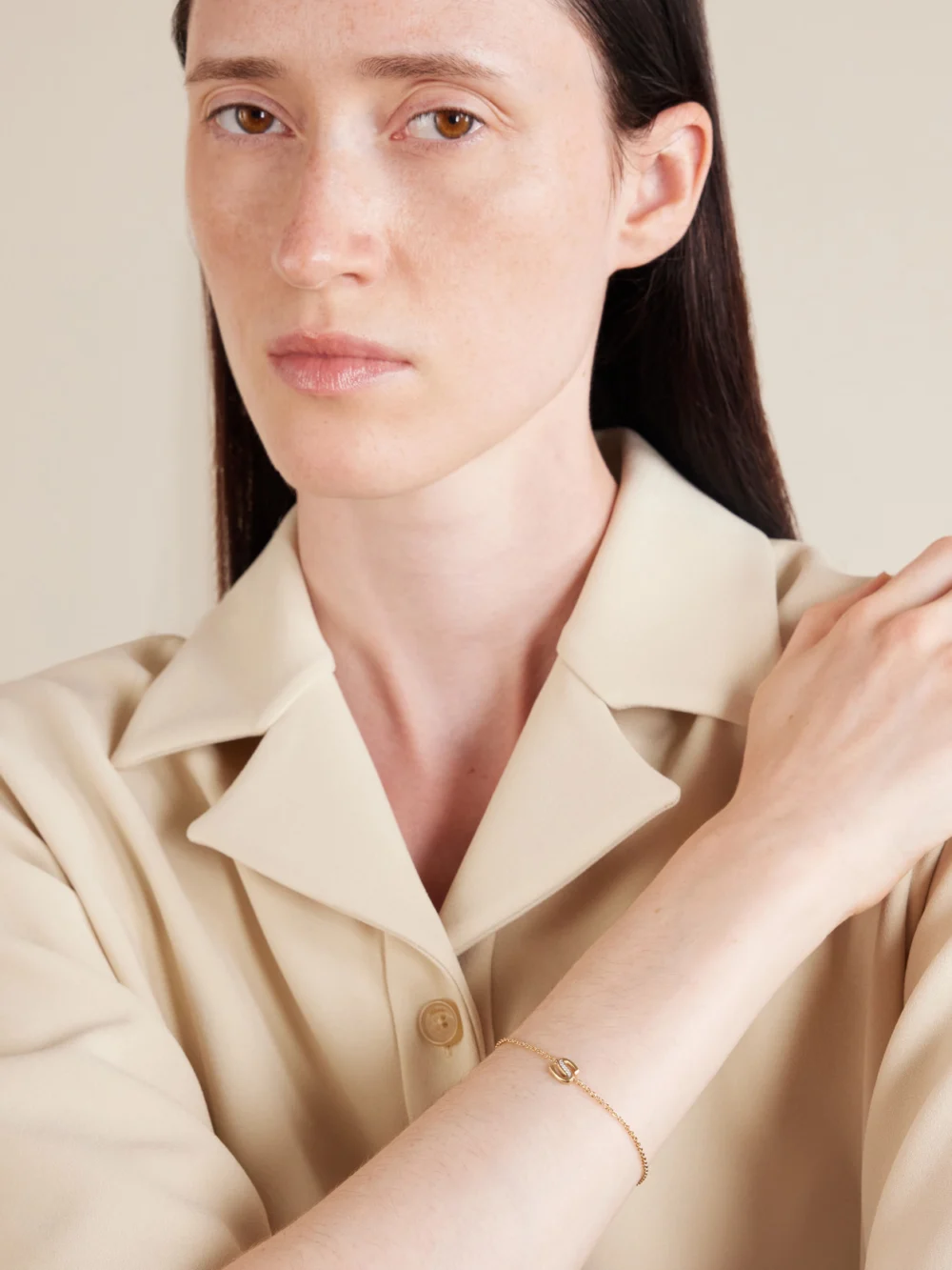 David Yurman 18-karat Gold and Diamonds Chain Bracelet, styled view