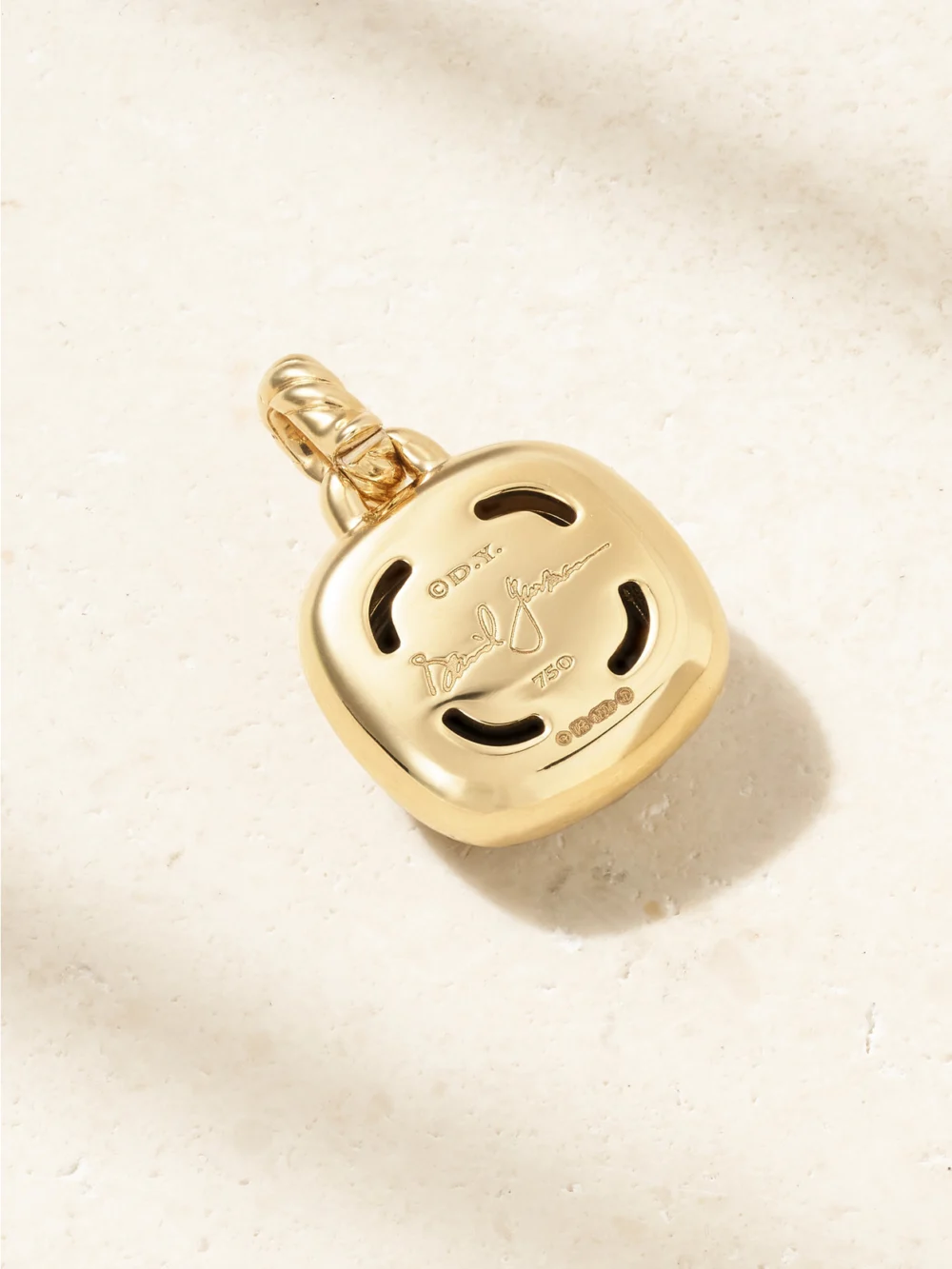 Back view of the David Yurman Albion® 18-karat Gold, Onyx and Diamond Pendant