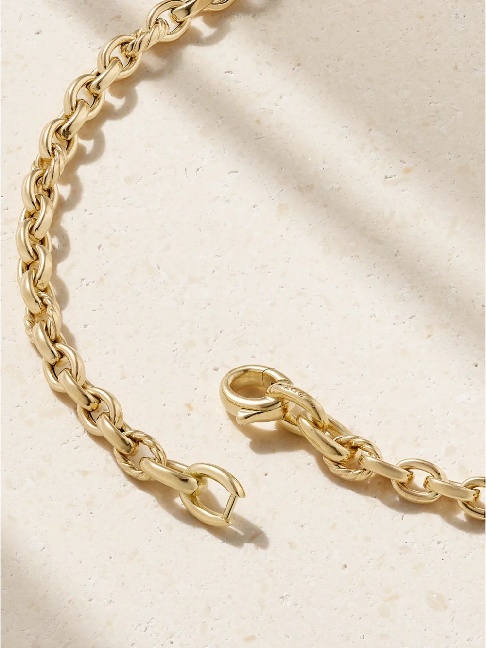 Back view of the David Yurman Dy Mercer® 18-karat Gold Diamond Necklace