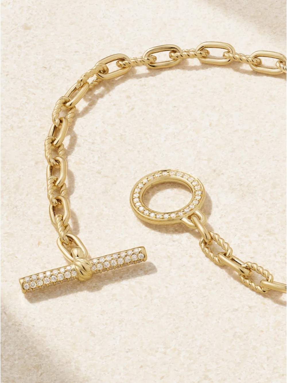 Close-up detail of the David Yurman Madison 18-karat Gold Diamond Bracelet
