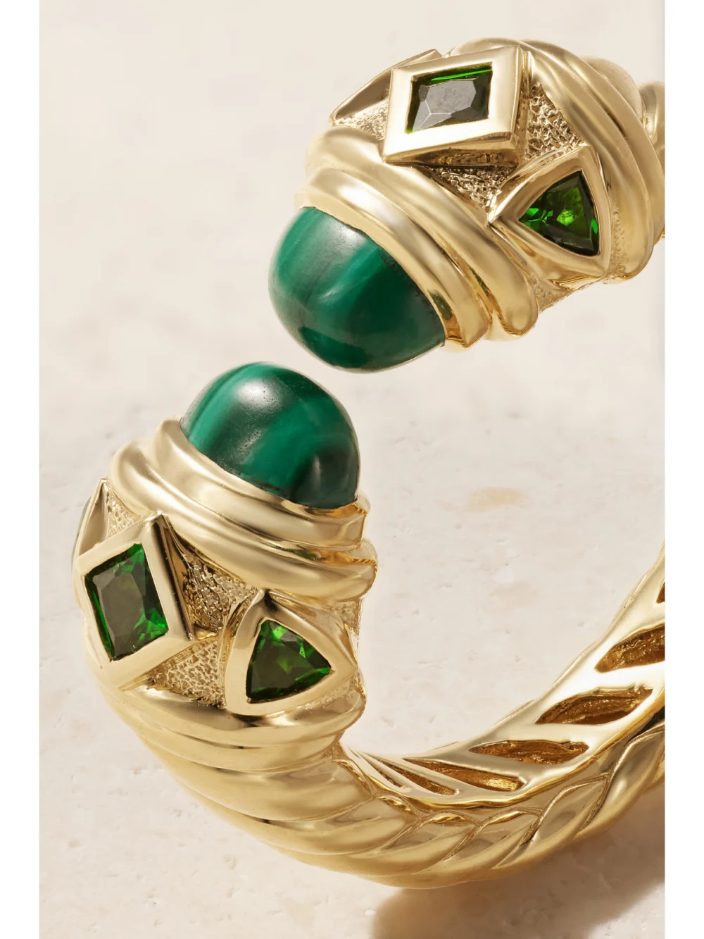 Close-up detail of the David Yurman Renaissance 18-karat Gold, Malachite and Diopside Ring