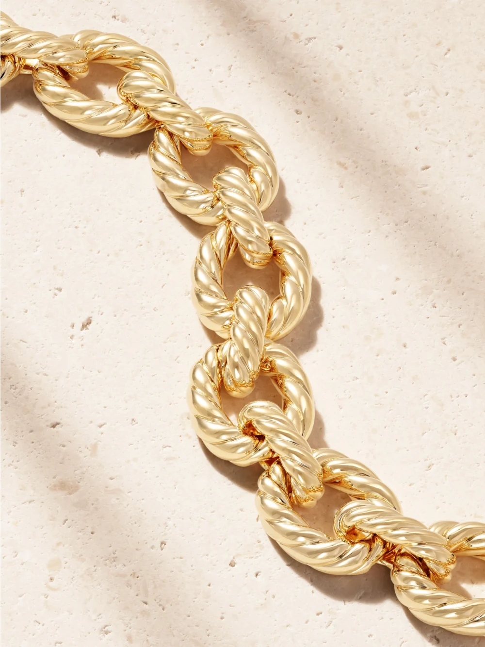 Close-up detail of the David Yurman Sculpted Cable 18-karat Gold Bracelet