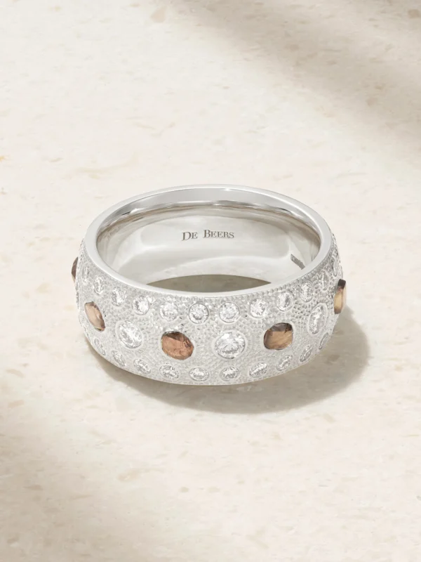 De Beers London Talisman Large 18-karat White Gold Diamond Ring