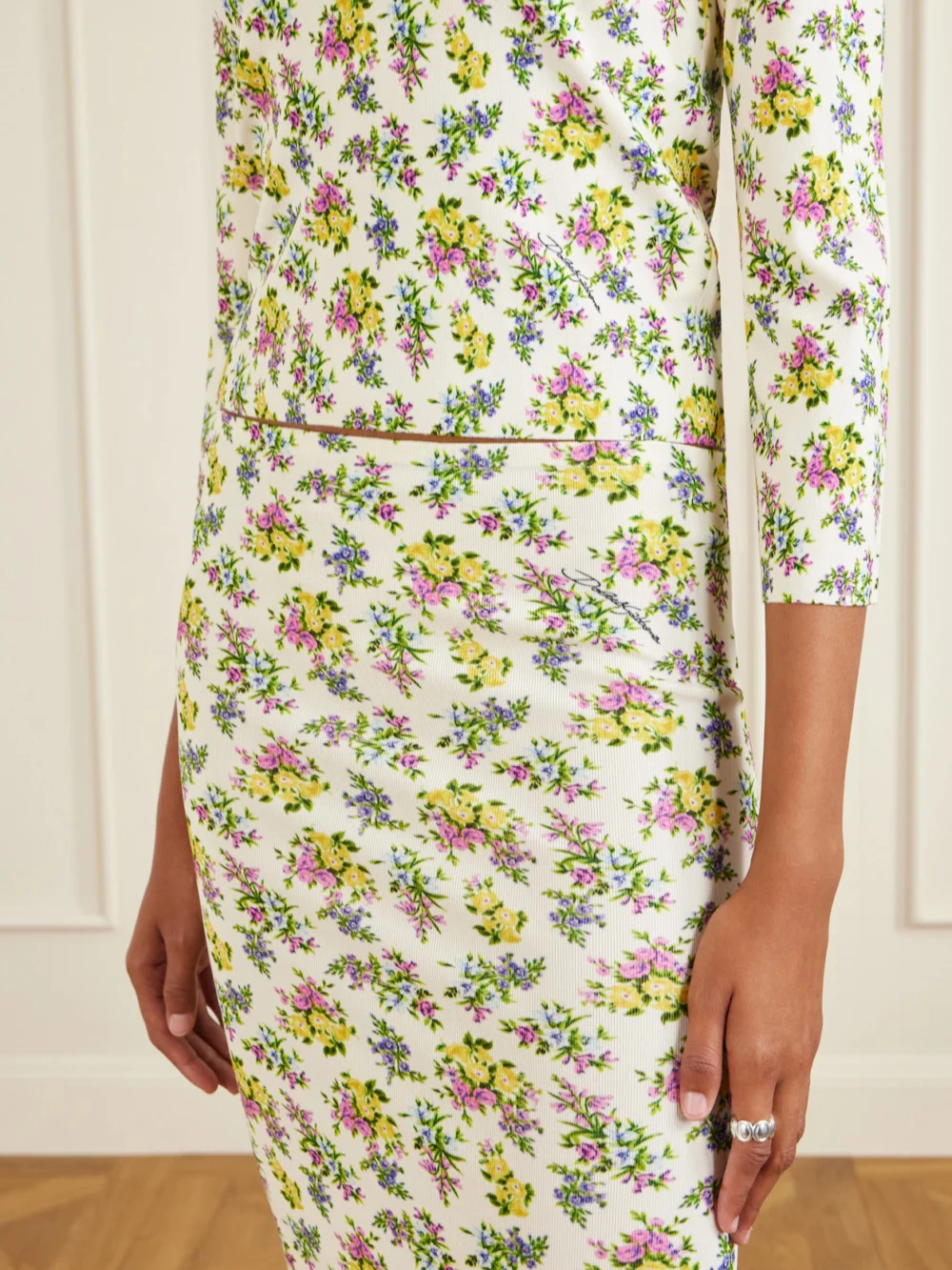 Close-up detail of the Dolce & Gabbana Floral-print Ribbed-knit Midi Skirt