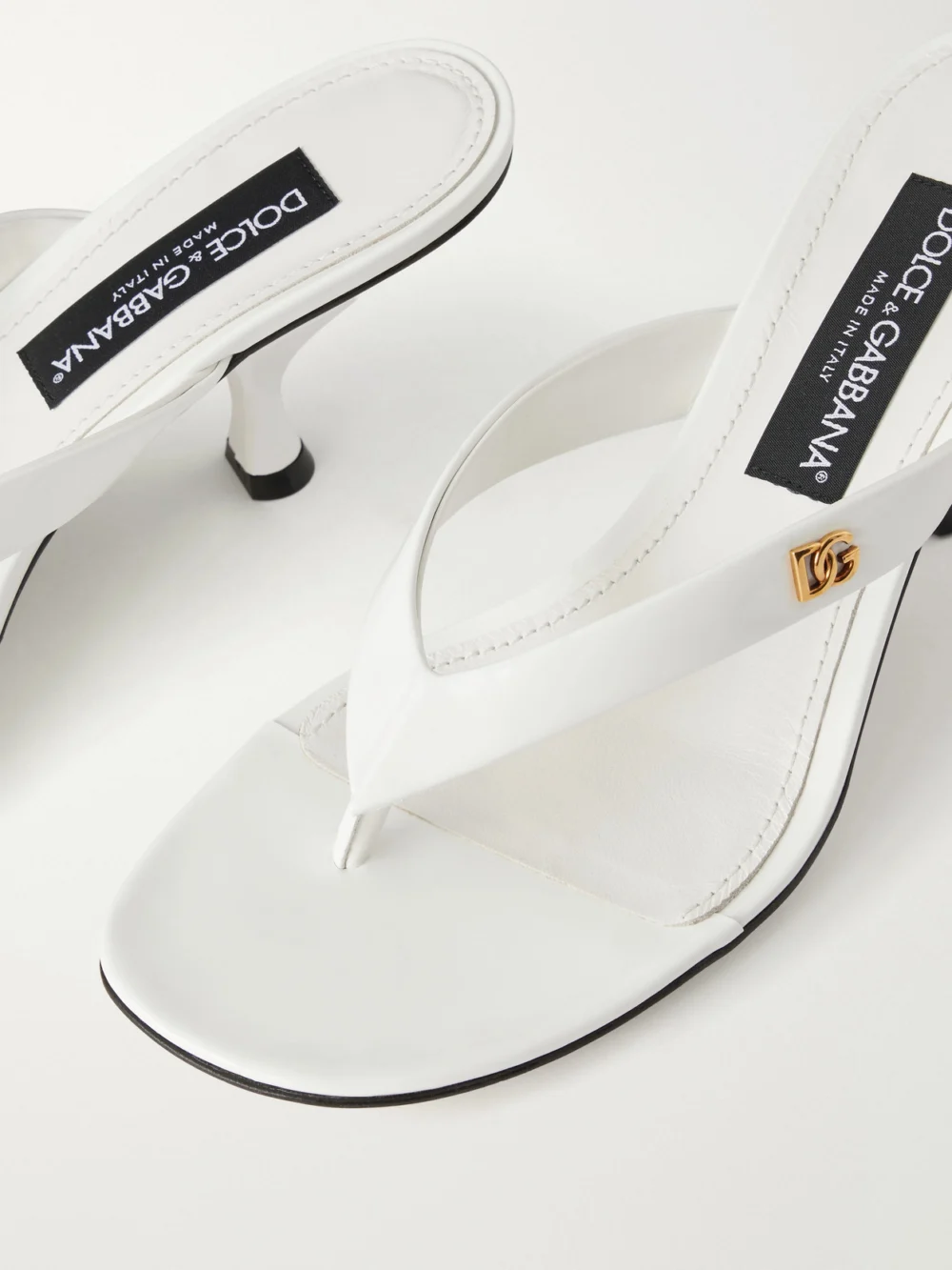 Close-up detail of the Dolce & Gabbana Logo-detailed Patent-leather Thong Sandals