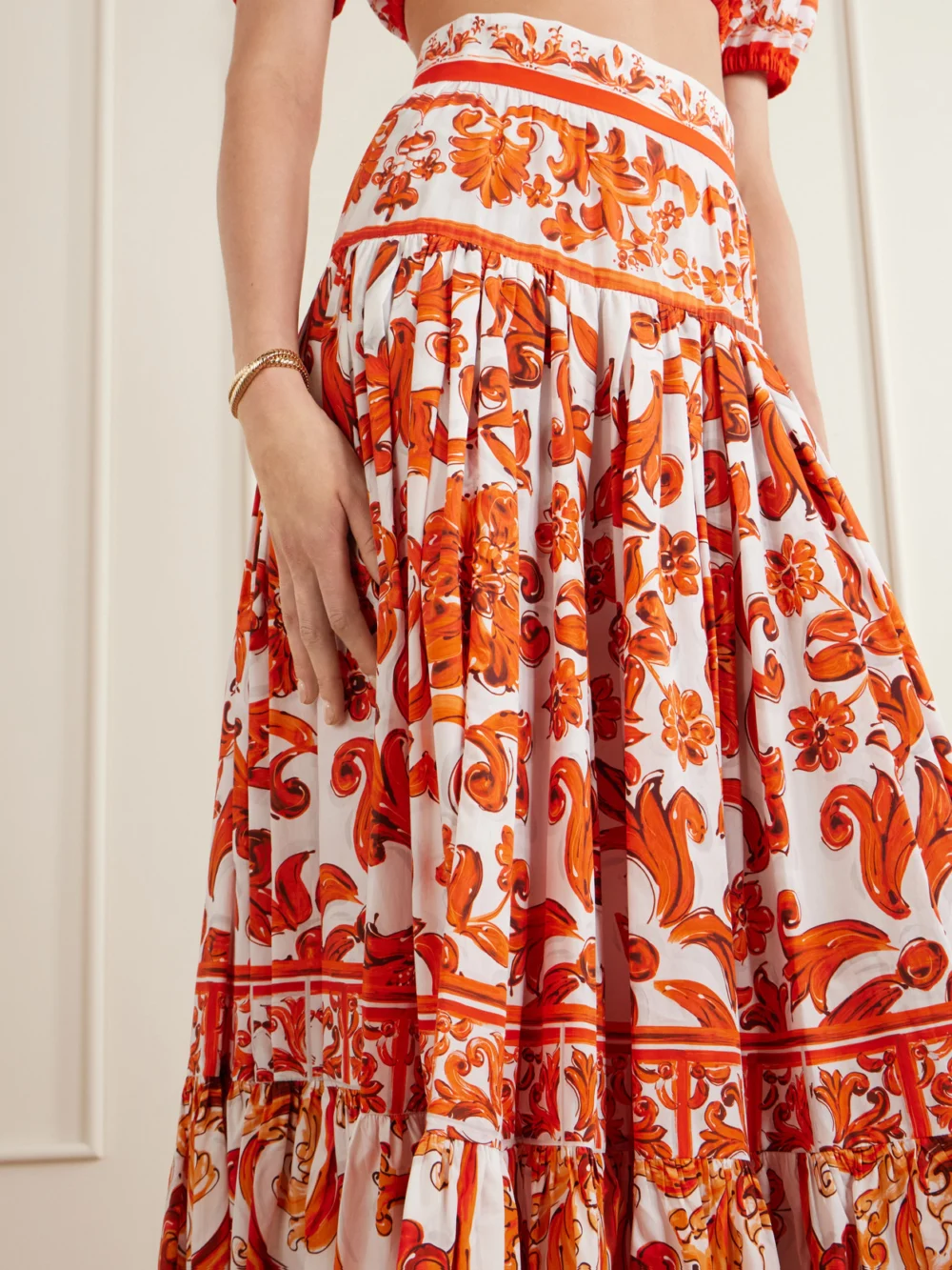 Close-up detail of the Dolce & Gabbana Printed Cotton-poplin Maxi Skirt