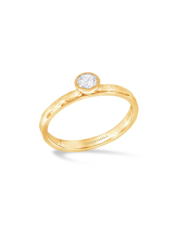 Dower & Hall 14k Lab Grown Diamond Hammered Twinkle Ring