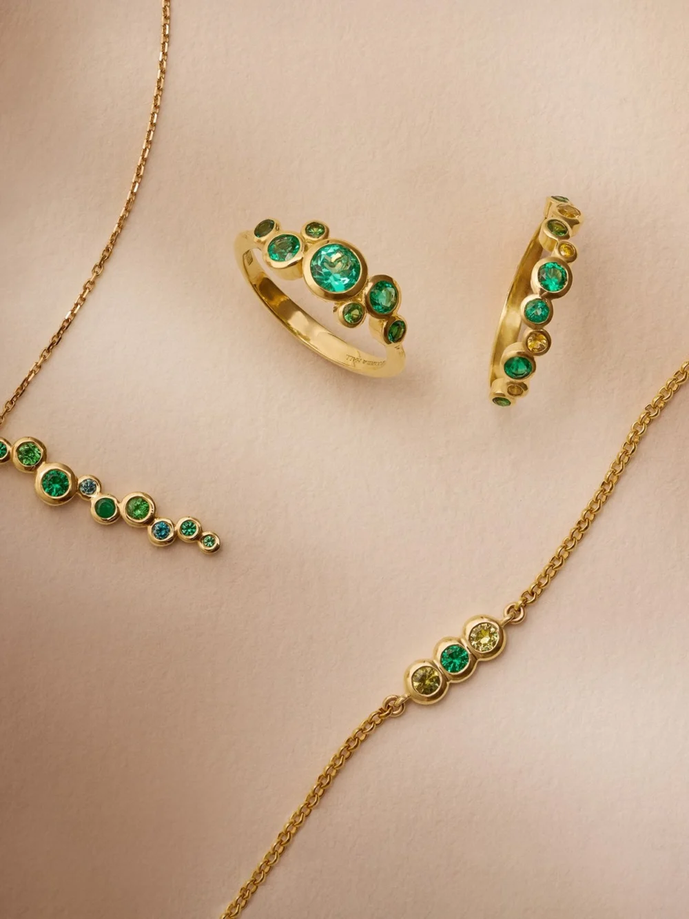 Dower & Hall 9k Round 3mm Trio Greens Dew Drop Chain Bracelet, view 4