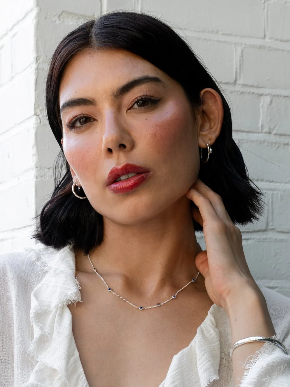 Dower & Hall Blue Sapphire Dewdrop Chain Necklace, view 2