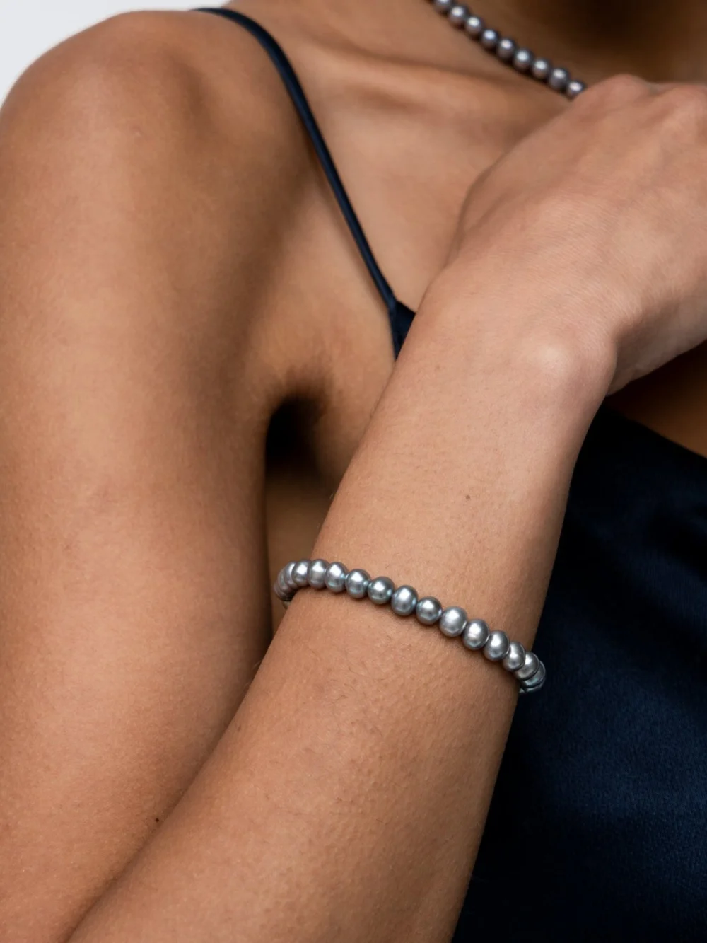 Dower & Hall Dove Grey Freshwater Luna Pearl Bracelet, view 3