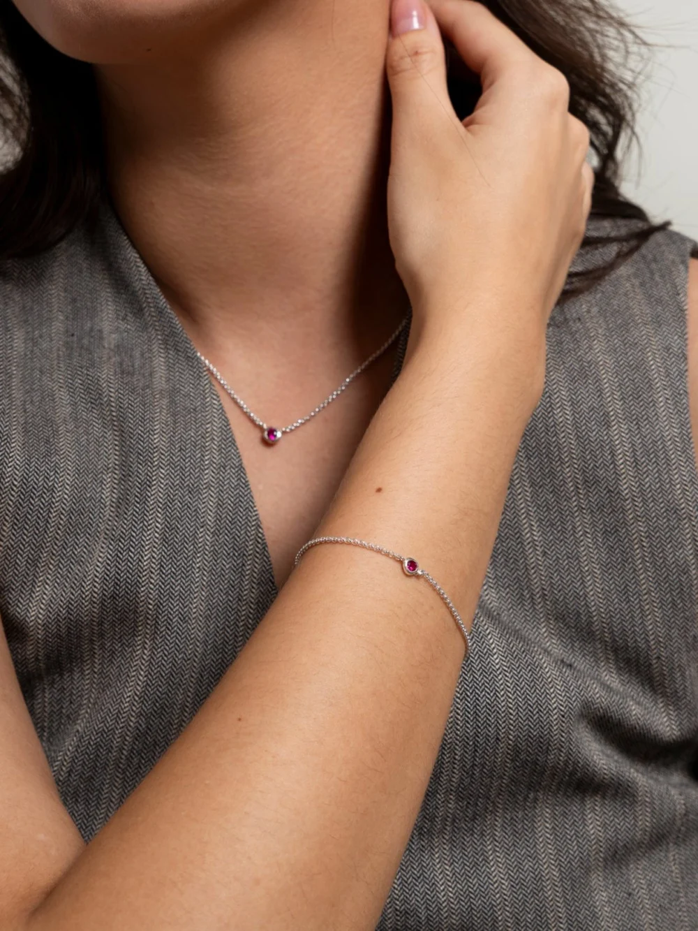 Dower & Hall Single Ruby Dewdrop Chain Bracelet, view 5