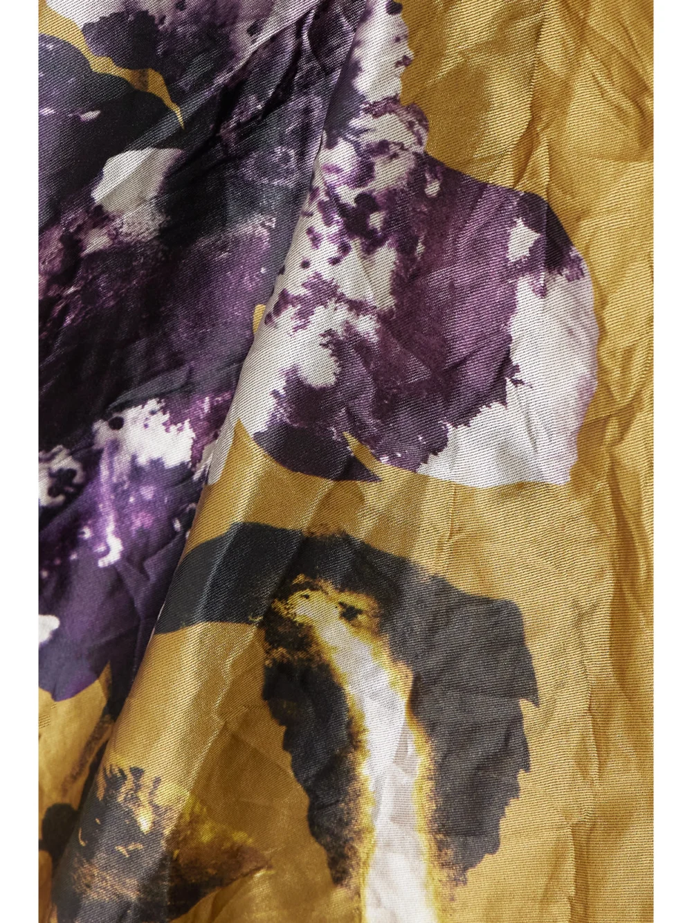 Close-up detail of the Erdem Astrea Floral-print Crinkled-satin Midi Dress