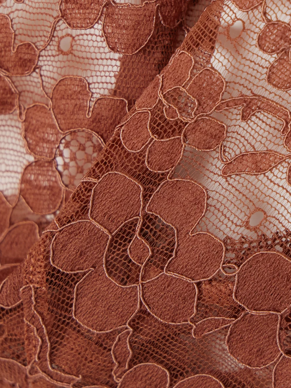 Close-up detail of the Eres Marguerite Espiegle Stretch-corded Lace Soft-cup Triangle Bra