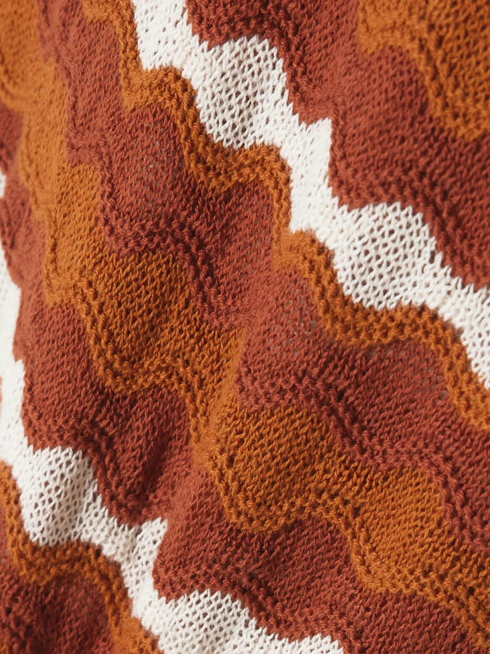 Close-up detail of the Escvdo Mullu Cotton Shorts