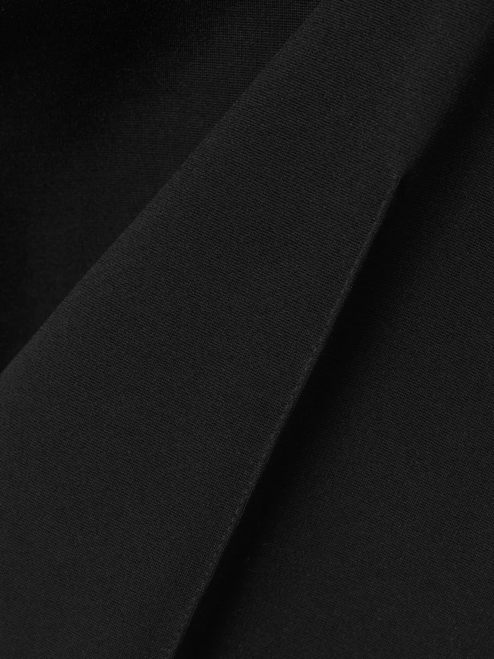 Close-up detail of the Esse Studios Alba Stretch-jersey Leggings