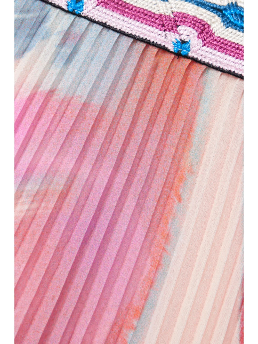 Close-up detail of the Etro Pleated Crochet-trimmed Printed Chiffon Mini Dress