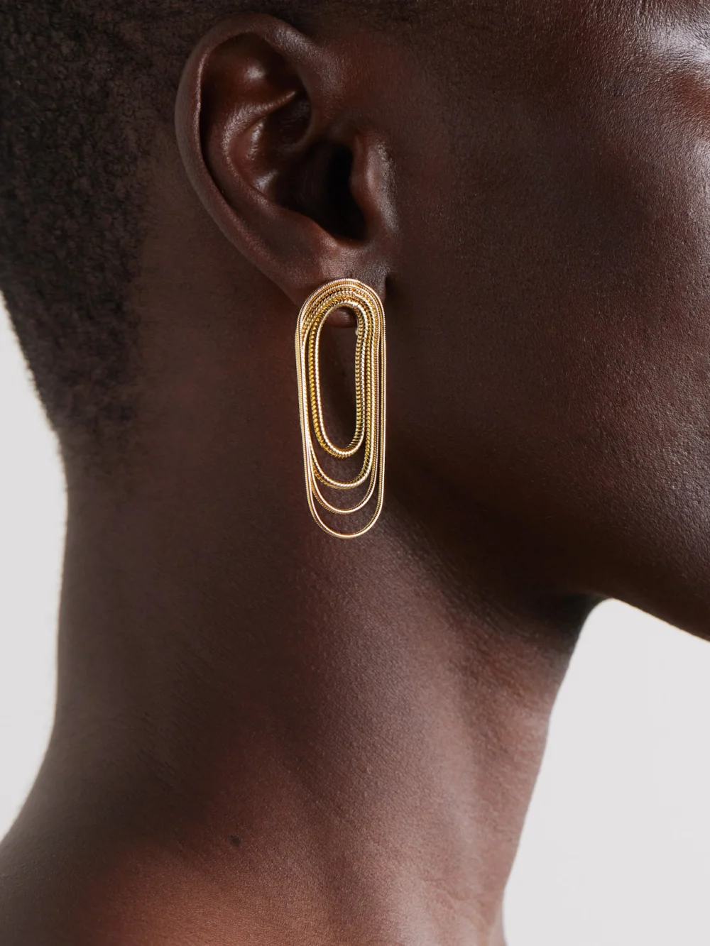 Fernando Jorge 18-karat Gold Earrings, styled view