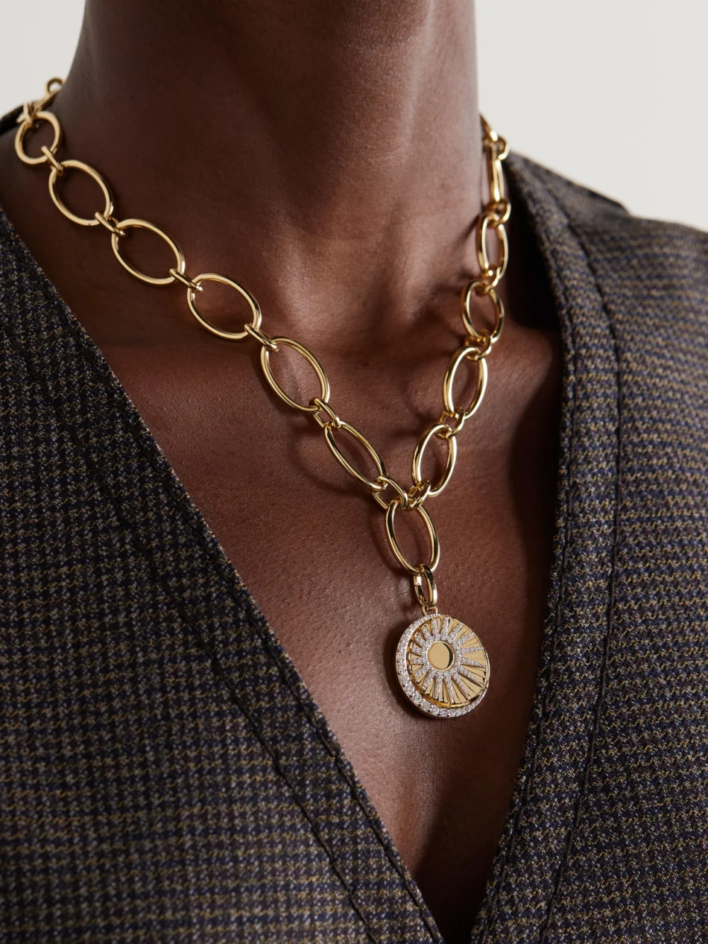 FoundRae Balance Oval Infinity 18-karat Gold Diamond Necklace, styled view